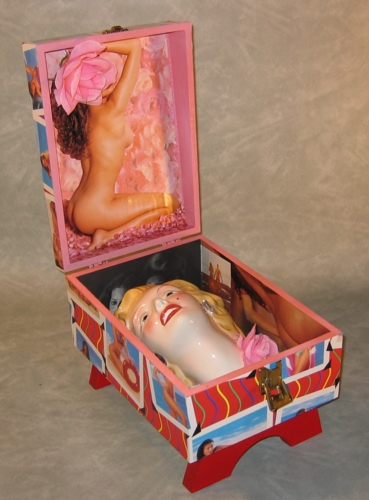 The Ultimate Pinup (open)