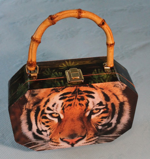 Tiger (closed)
